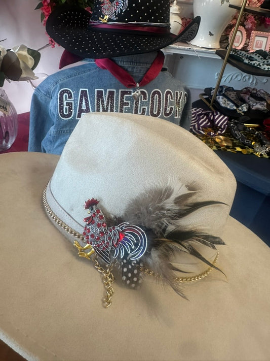 Carolina Show Stopping Topper | Tally Ho