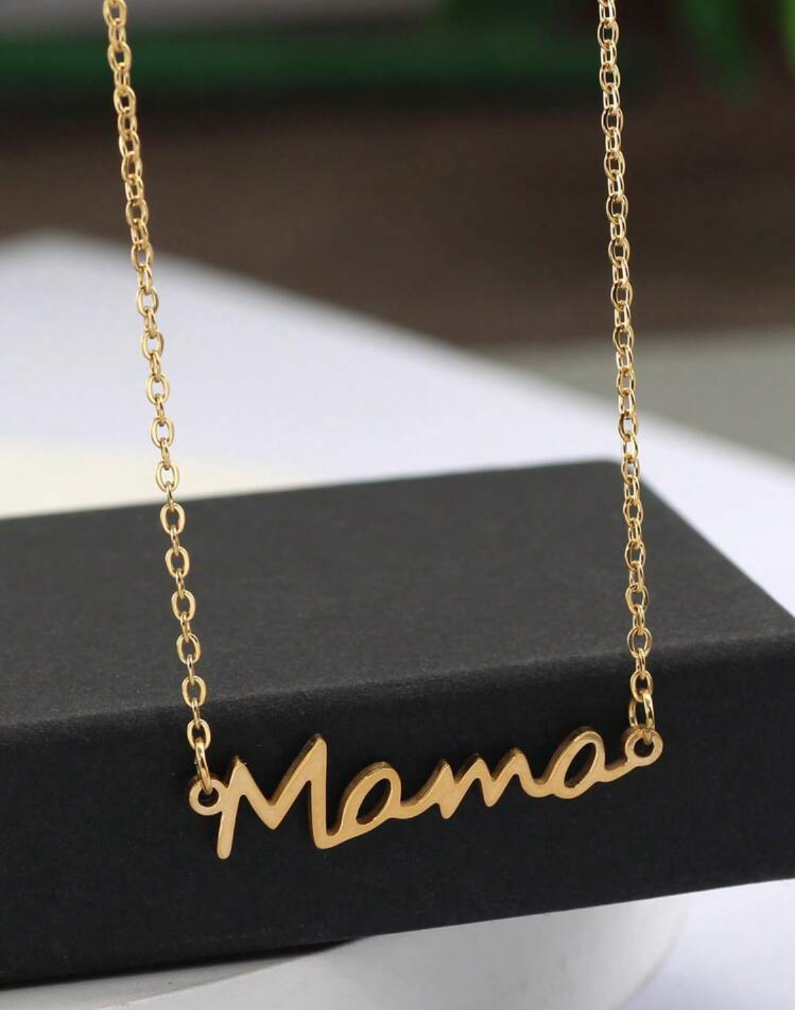 Mama Script Pendant Necklace